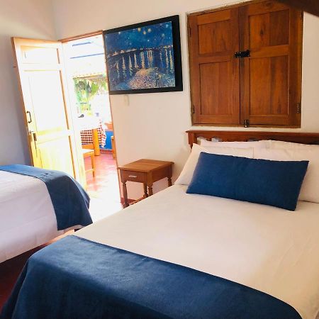 Castillo De Cascadas Finca Hotel Salamina エクステリア 写真
