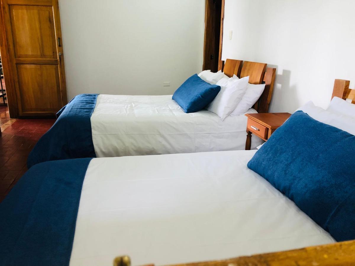 Castillo De Cascadas Finca Hotel Salamina エクステリア 写真