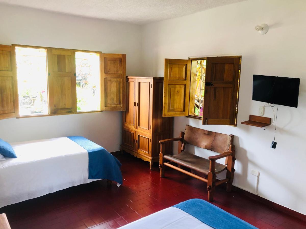 Castillo De Cascadas Finca Hotel Salamina エクステリア 写真