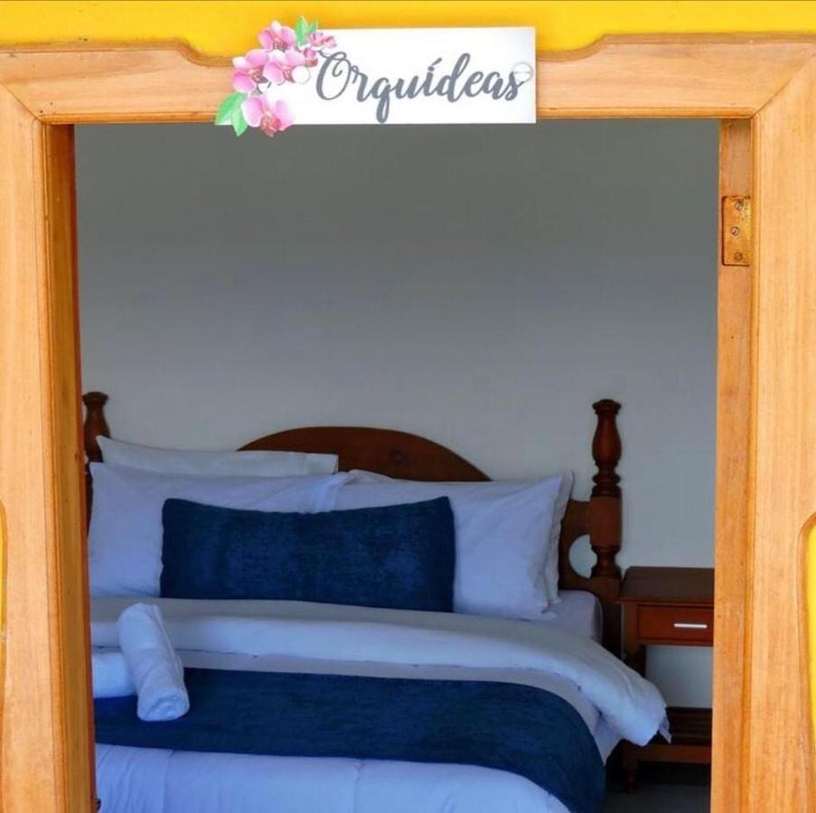 Castillo De Cascadas Finca Hotel Salamina エクステリア 写真