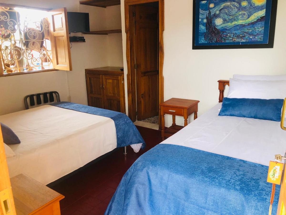 Castillo De Cascadas Finca Hotel Salamina エクステリア 写真